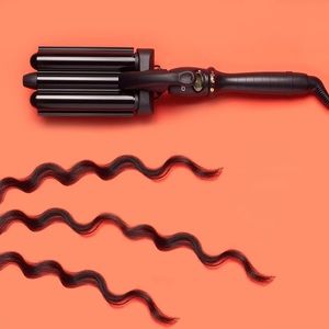 Amika Pro quality ceramic wave iron